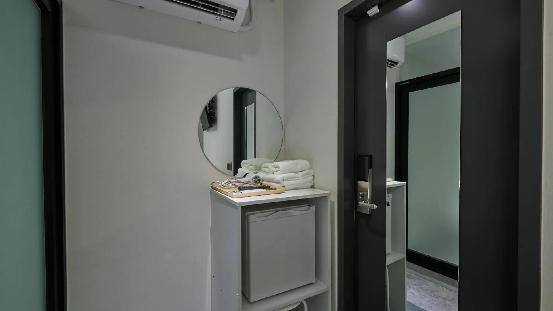 Half Rest Hostel Jongno Insa سيول كوريا الجنوبية