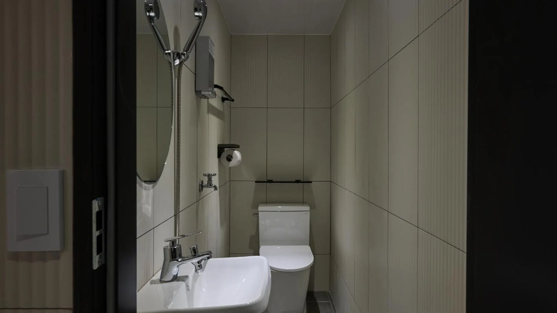 Half Rest Hostel Jongno Insa سيول