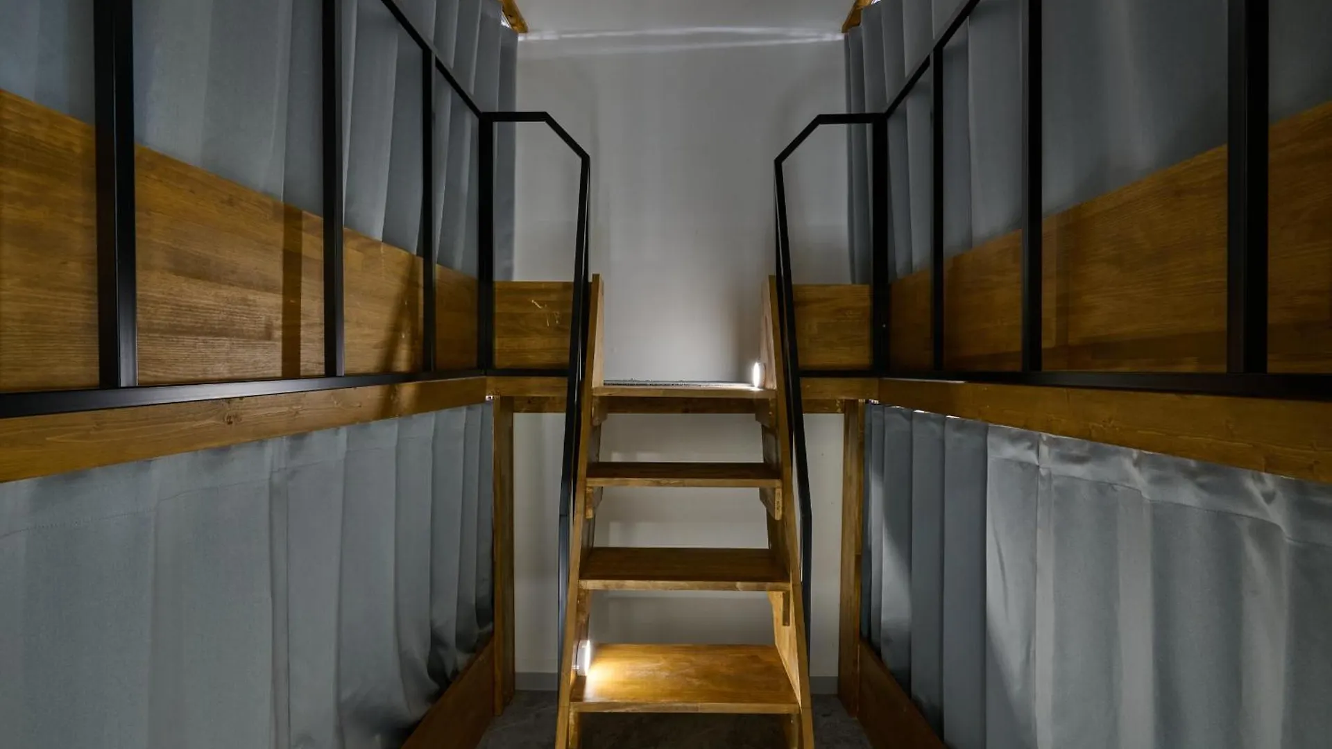 Half Rest Hostel Jongno Insa سيول