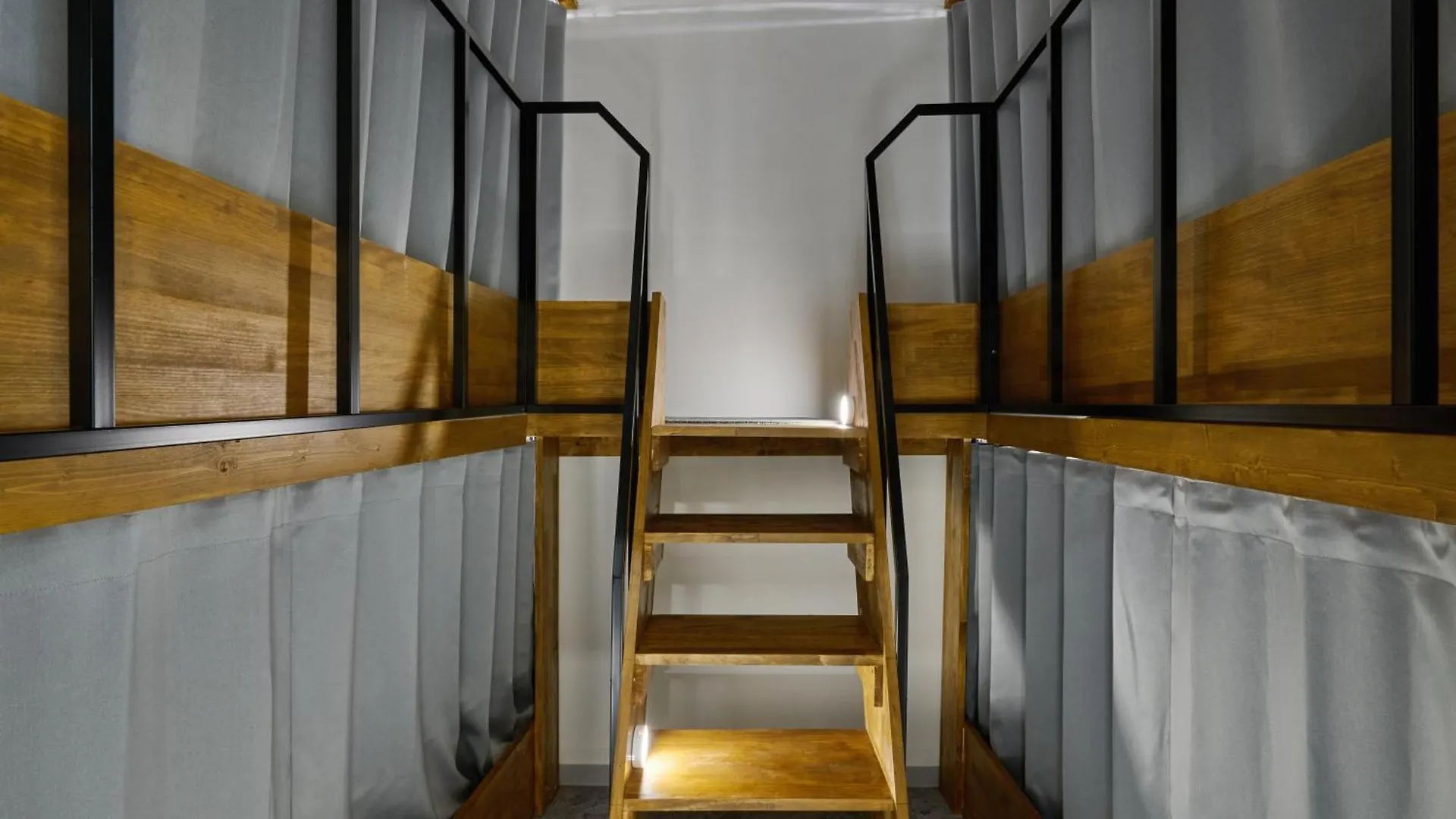 Half Rest Hostel Jongno Insa سيول