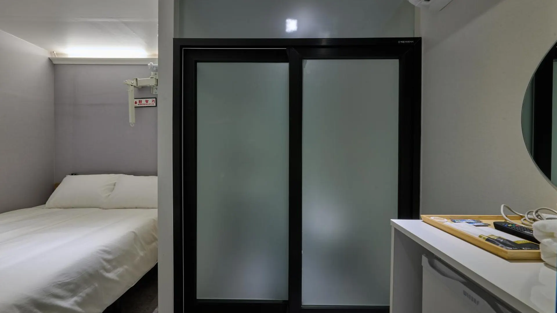 Half Rest Hostel Jongno Insa 首爾