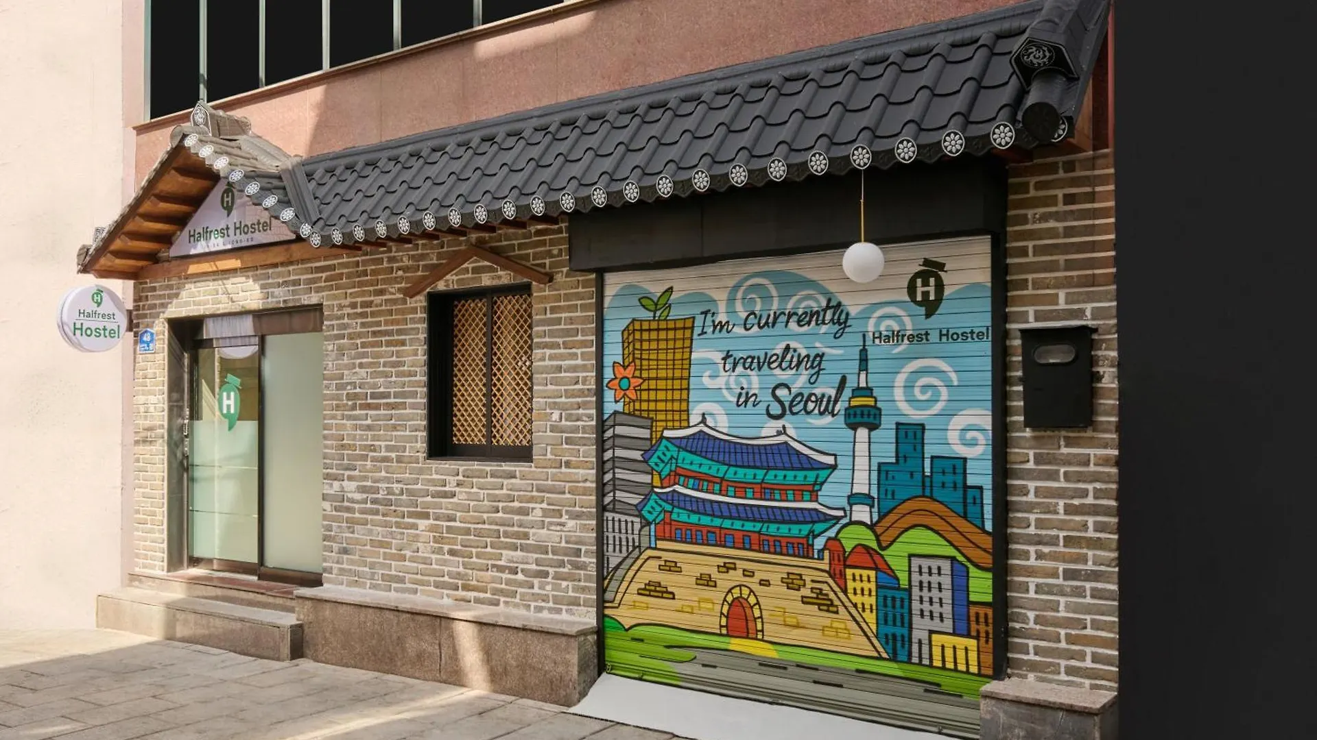 Half Rest Hostel Jongno Insa 首爾