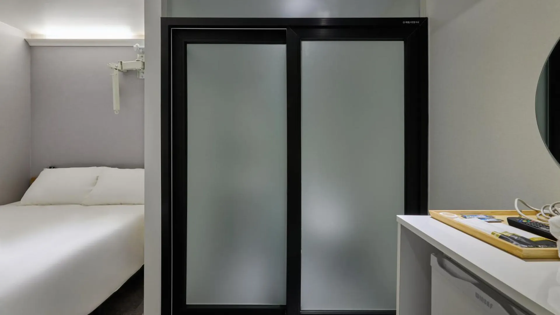 Half Rest Hostel Jongno Insa 首爾